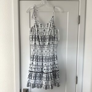 White House Black Market Printes Soft mini dress